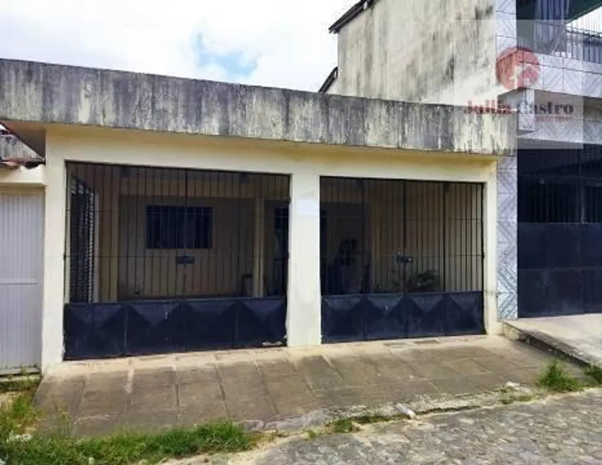 Foto 1 de Casa com 2 Quartos à venda, 180m² em Artur Lundgren I, Paulista