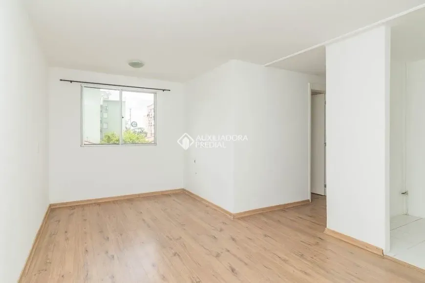 Foto 1 de Apartamento com 2 Quartos para alugar, 47m² em Sarandi, Porto Alegre