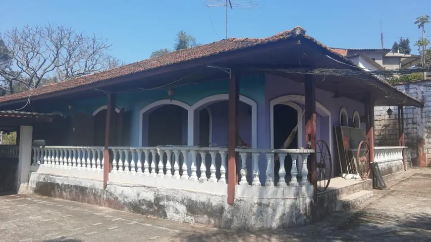 Foto 1 de Fazenda/Sítio com 2 Quartos à venda, 1800m² em Parque Jacarandá, Arujá