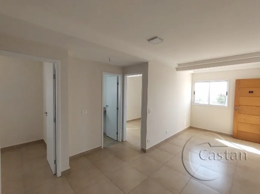 Foto 1 de Apartamento com 2 Quartos à venda, 40m² em Vila Carrão, São Paulo