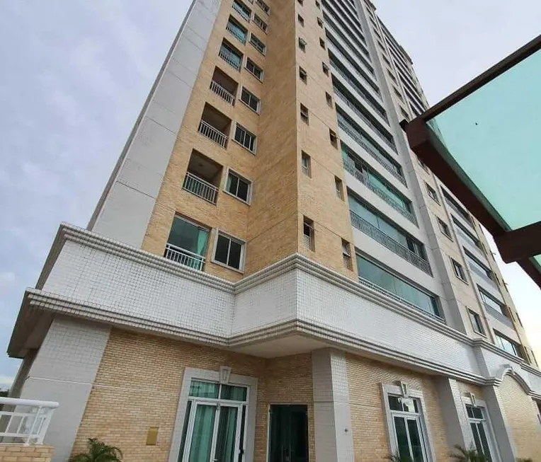 Foto 1 de Apartamento com 3 Quartos à venda, 170m² em Calhau, São Luís