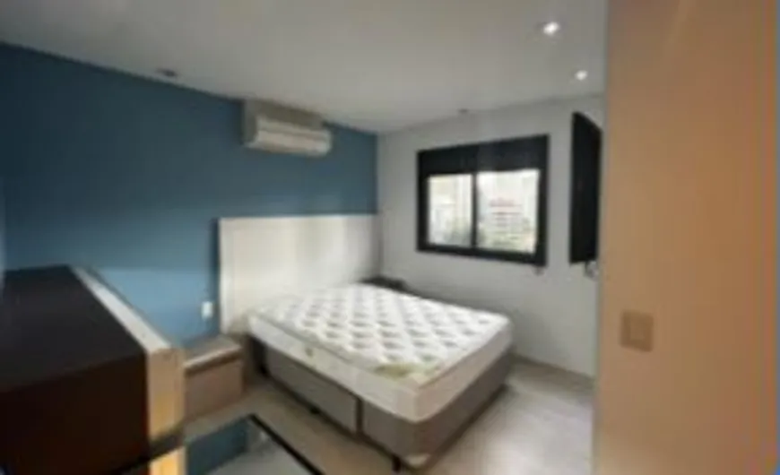 Foto 1 de Apartamento com 2 Quartos para alugar, 116m² em Moema, São Paulo