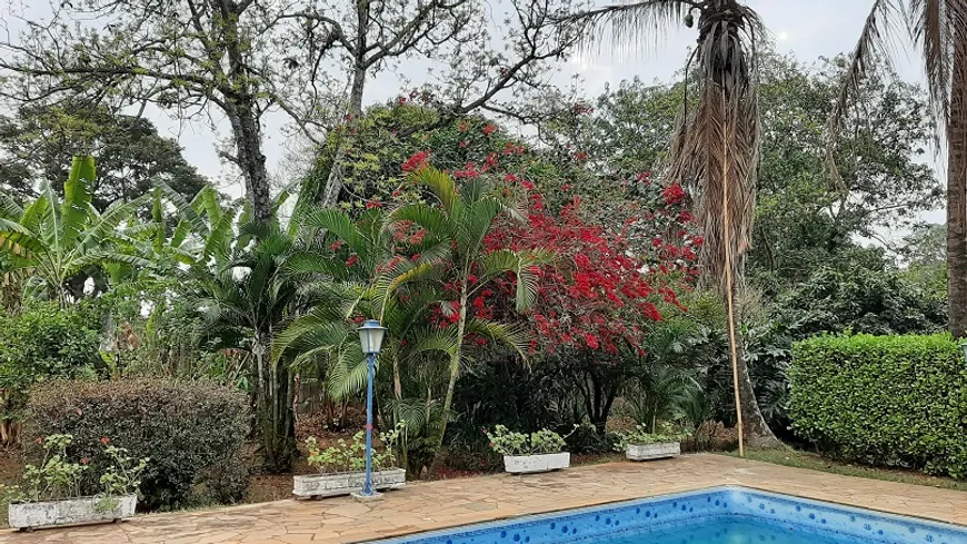 Foto 1 de Fazenda/Sítio com 3 Quartos à venda, 340m² em Chácaras Bocaiuva Nova, Campinas