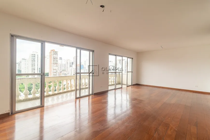 Foto 1 de Apartamento com 4 Quartos para alugar, 250m² em Perdizes, São Paulo
