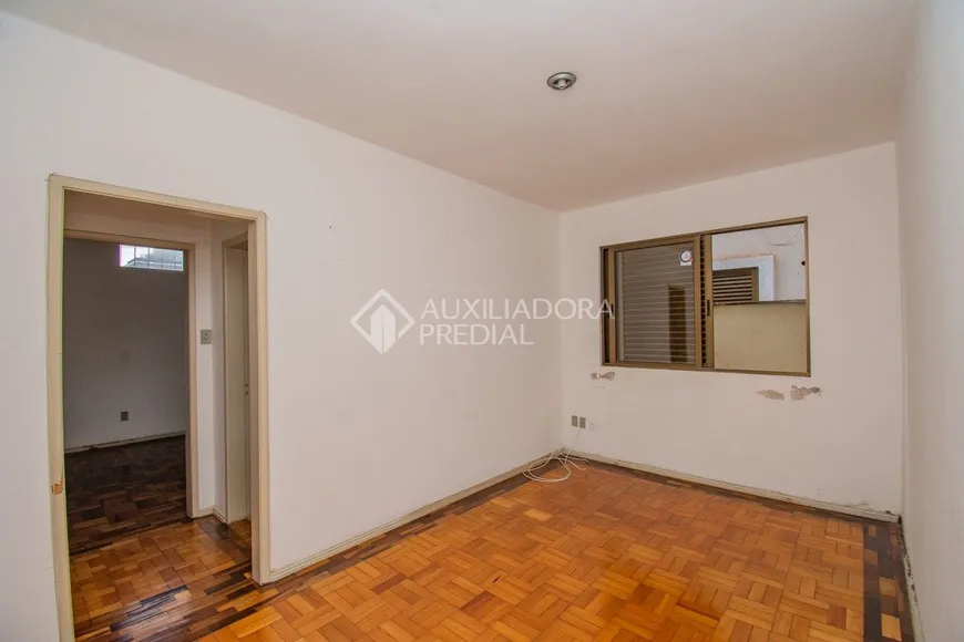 Foto 1 de Apartamento com 1 Quarto para alugar, 46m² em Santa Maria Goretti, Porto Alegre