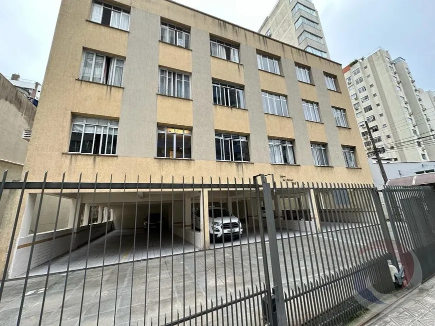 Foto 1 de Apartamento com 2 Quartos à venda, 59m² em Centro, Florianópolis