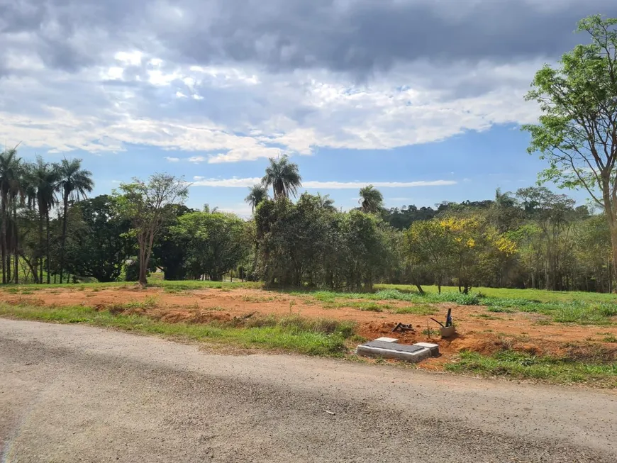 Foto 1 de Lote/Terreno à venda, 1000m² em , Jaguariúna