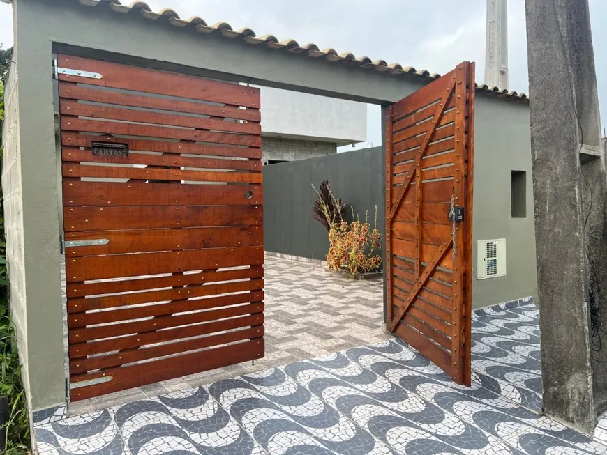 Foto 1 de Casa com 2 Quartos à venda, 64m² em Jardim Santa Terezinha, Itanhaém