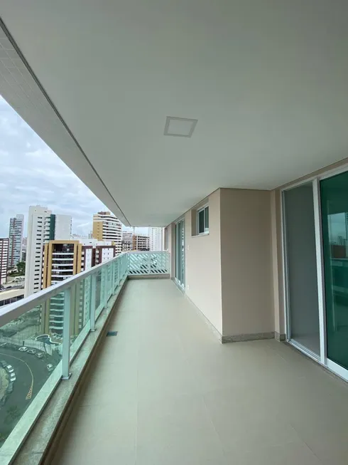 Foto 1 de Apartamento com 3 Quartos à venda, 126m² em Pituba, Salvador