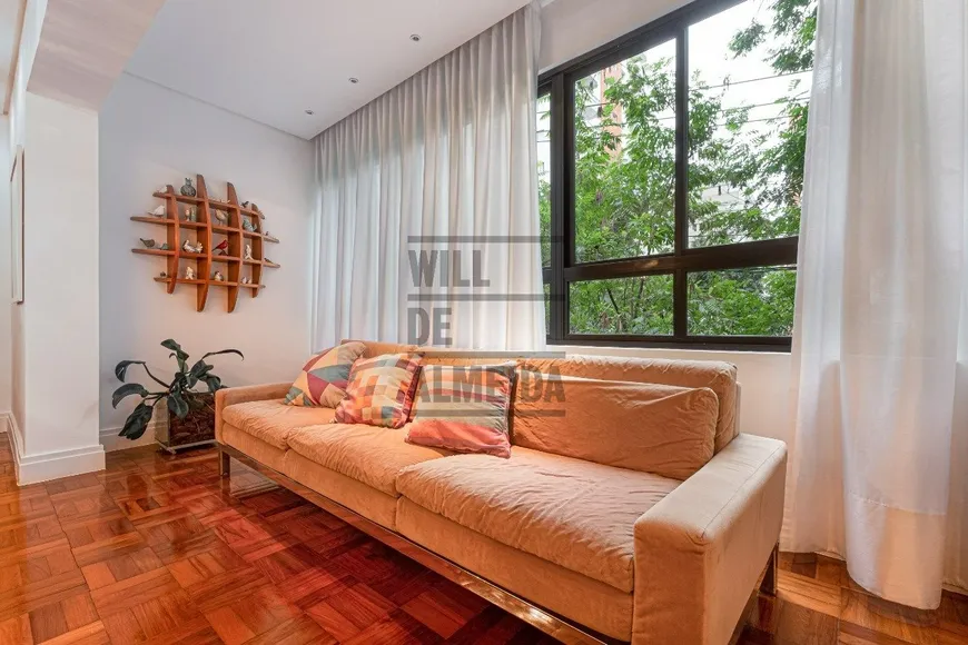 Foto 1 de Apartamento com 3 Quartos à venda, 198m² em Jardim Paulista, São Paulo