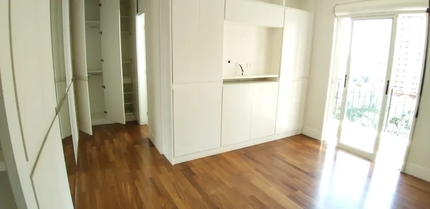 Foto 1 de Apartamento com 4 Quartos à venda, 260m² em Panamby, São Paulo
