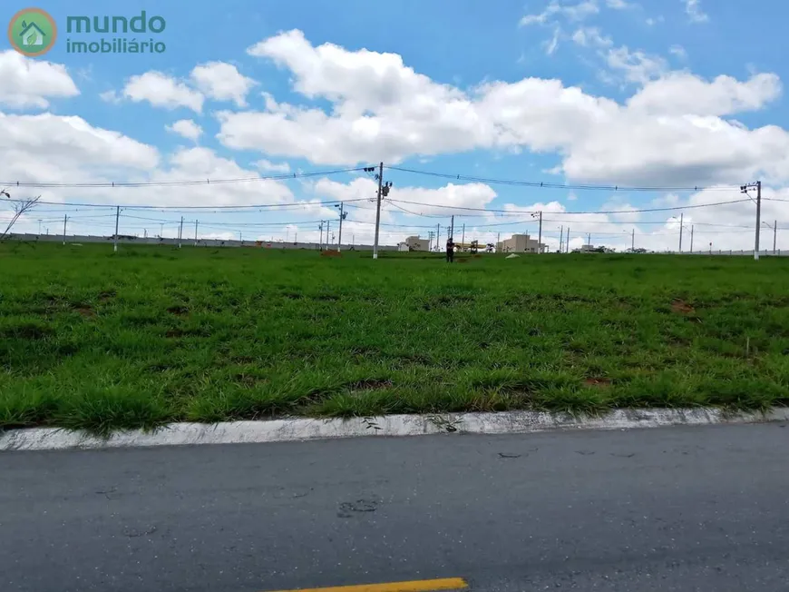 Foto 1 de Lote/Terreno à venda, 250m² em Vale dos Cristais, Taubaté