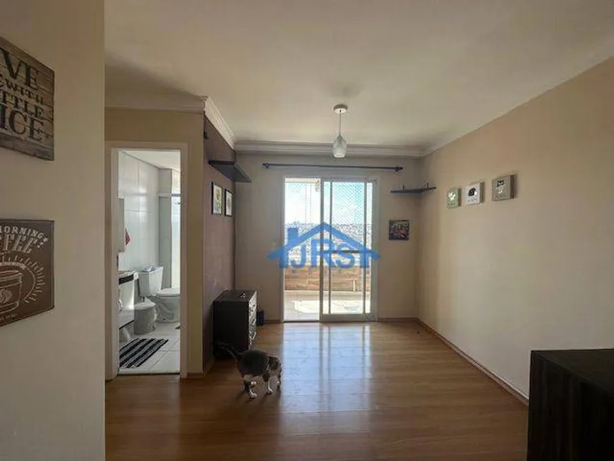 Foto 1 de Apartamento com 2 Quartos à venda, 61m² em Jardim Maria Helena, Barueri