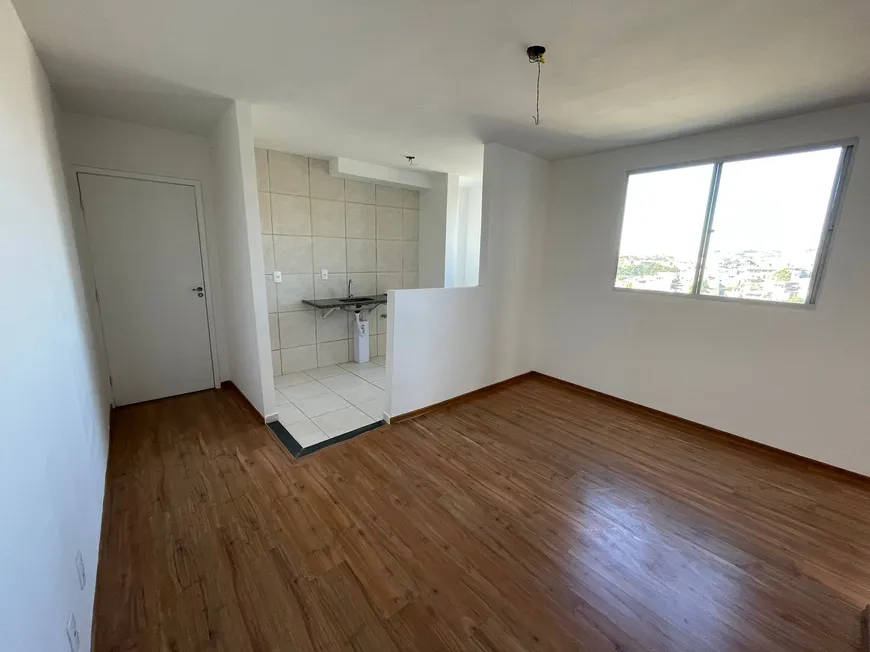 Foto 1 de Apartamento com 2 Quartos para alugar, 43m² em Maria da Conceição, Contagem