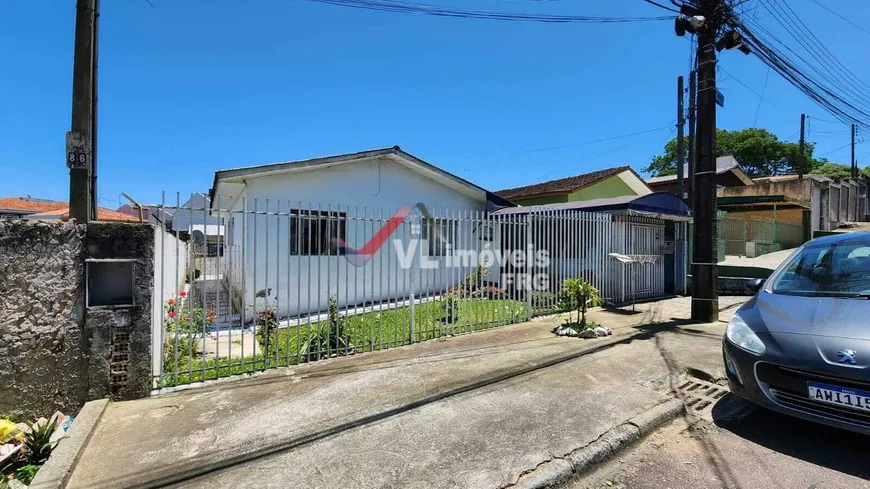 Foto 1 de Casa com 4 Quartos à venda, 90m² em Alto Boqueirão, Curitiba