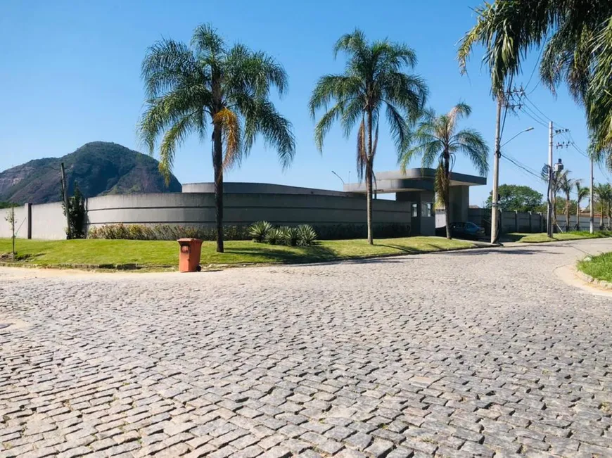 Foto 1 de Lote/Terreno à venda, 180m² em Vargem Pequena, Rio de Janeiro