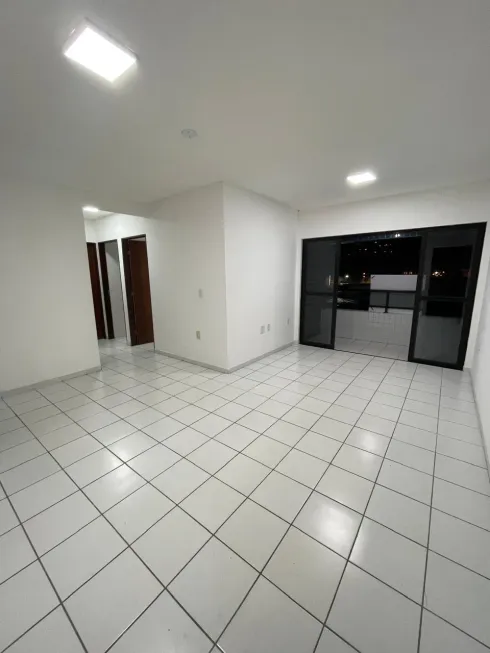 Foto 1 de Apartamento com 3 Quartos para alugar, 73m² em Ponta Verde, Maceió