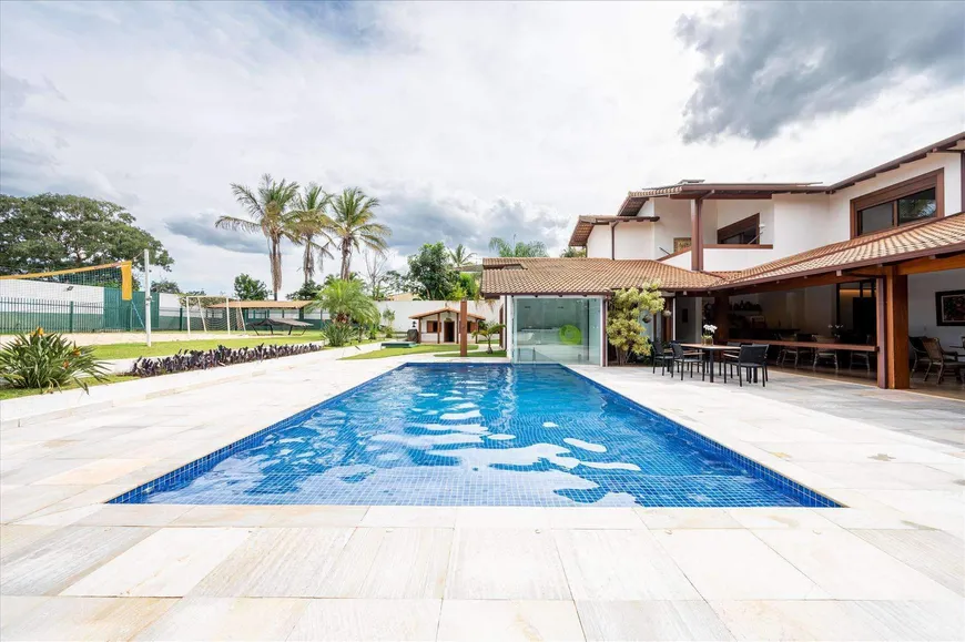 Foto 1 de Casa com 5 Quartos à venda, 2250m² em Lago Sul, Brasília