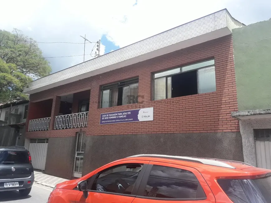 Foto 1 de Casa com 4 Quartos à venda, 267m² em Centro, Nova Lima