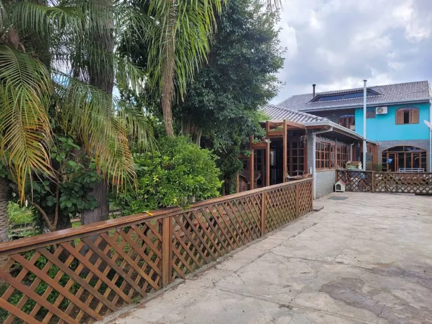 Foto 1 de Casa com 3 Quartos à venda, 320m² em Guatupe, São José dos Pinhais
