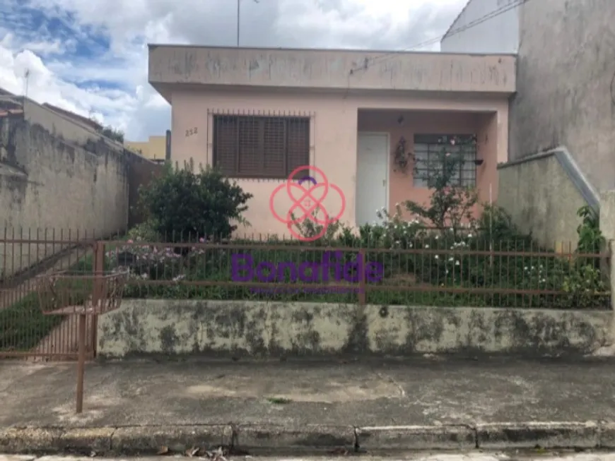 Foto 1 de Casa com 2 Quartos à venda, 112m² em Cidade Luiza, Jundiaí