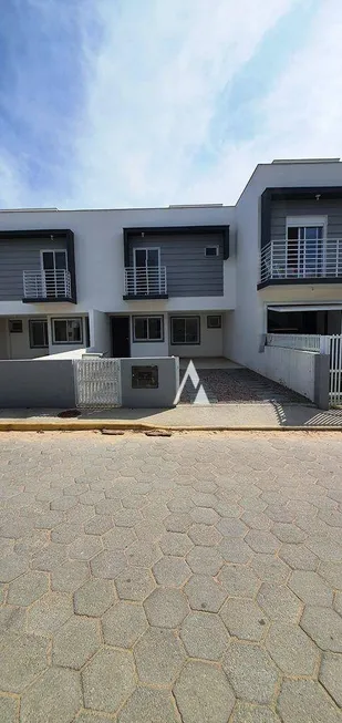 Foto 1 de Casa de Condomínio com 2 Quartos à venda, 74m² em Ambrósio, Garopaba