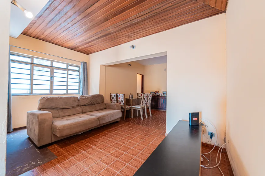 Foto 1 de Casa com 3 Quartos à venda, 110m² em Vila Marari, São Paulo