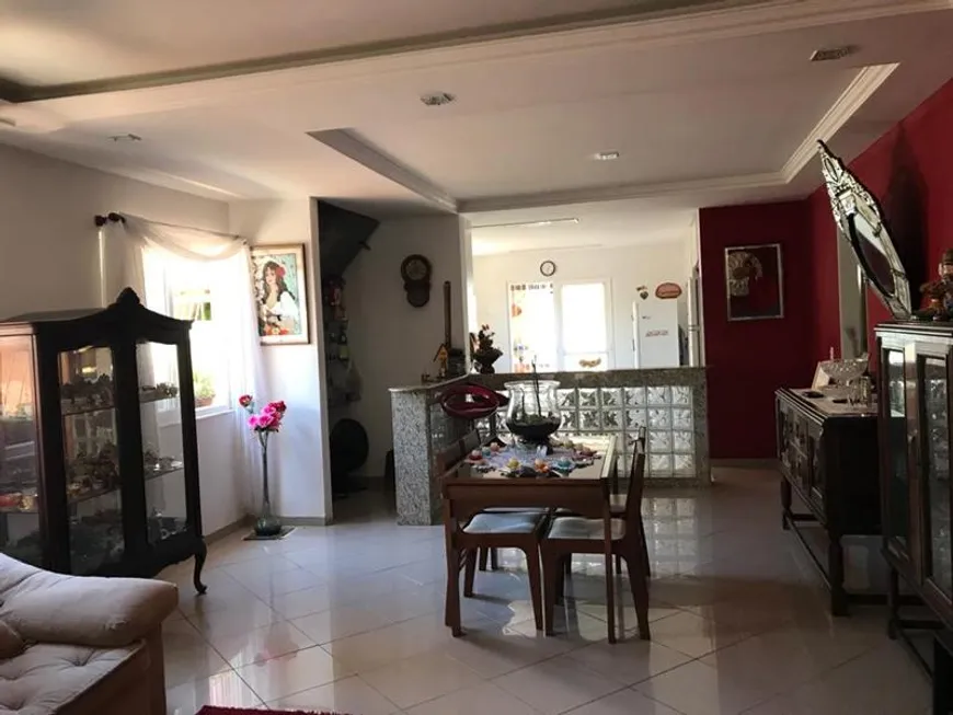 Foto 1 de Casa com 3 Quartos à venda, 310m² em Piratininga, Niterói