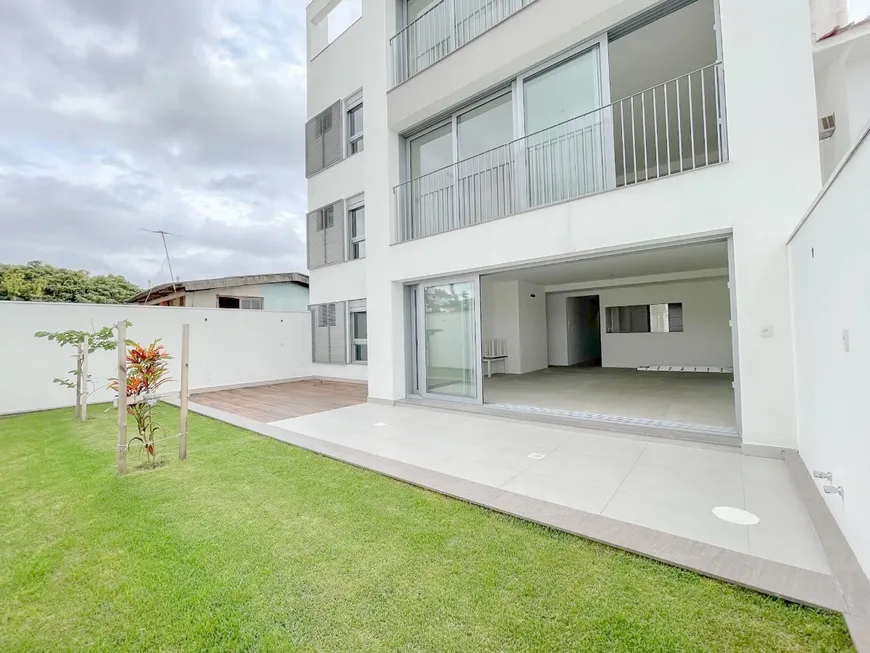 Foto 1 de Apartamento com 3 Quartos à venda, 213m² em Chácara das Pedras, Porto Alegre