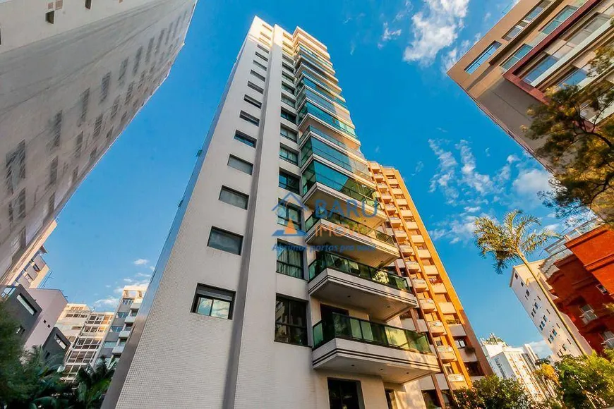 Foto 1 de Apartamento com 4 Quartos à venda, 202m² em Higienópolis, São Paulo