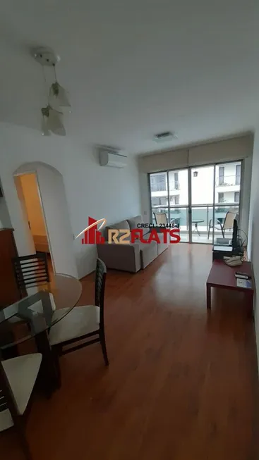 Foto 1 de Flat com 1 Quarto para alugar, 43m² em Vila Nova Conceição, São Paulo