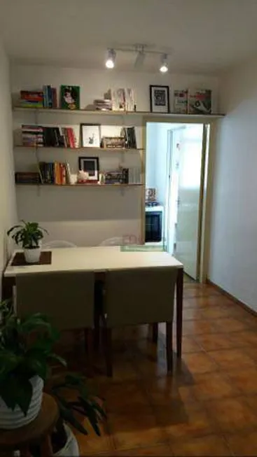 Foto 1 de Apartamento com 2 Quartos à venda, 60m² em Centro, Pindamonhangaba