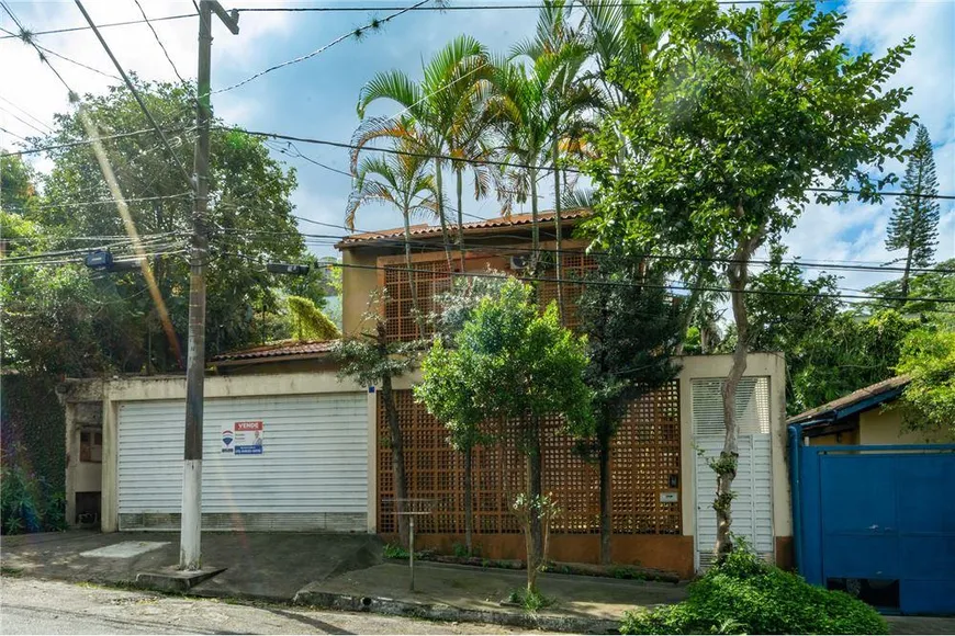 Foto 1 de Casa com 4 Quartos à venda, 233m² em Jardim Previdência, São Paulo