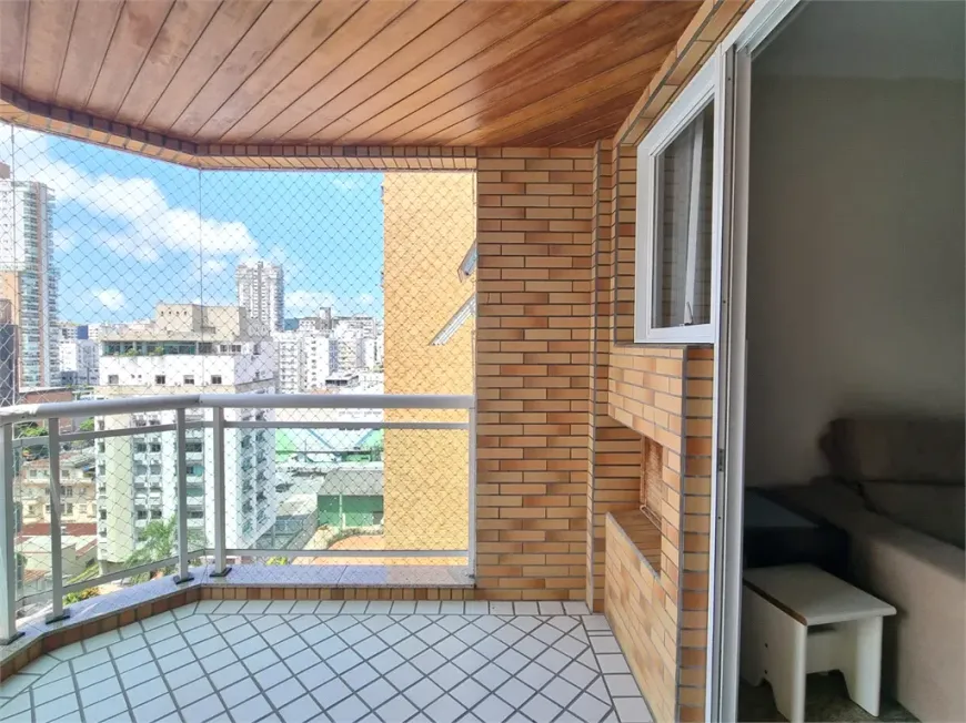 Foto 1 de Apartamento com 3 Quartos para alugar, 116m² em Boqueirão, Santos