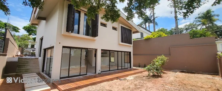 Foto 1 de Casa com 4 Quartos à venda, 357m² em Alto de Pinheiros, São Paulo