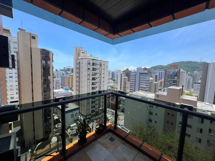 Foto 1 de Apartamento com 4 Quartos à venda, 194m² em Centro, Florianópolis