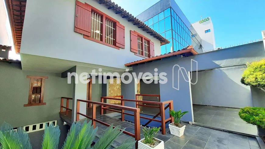 Foto 1 de Casa com 4 Quartos à venda, 380m² em Santa Lúcia, Belo Horizonte