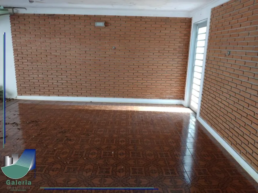 Foto 1 de Casa com 3 Quartos à venda, 200m² em Vila Seixas, Ribeirão Preto