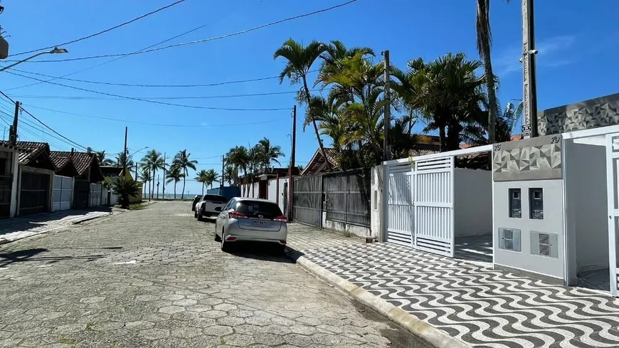 Foto 1 de Casa com 2 Quartos à venda, 75m² em Jardim Real, Praia Grande