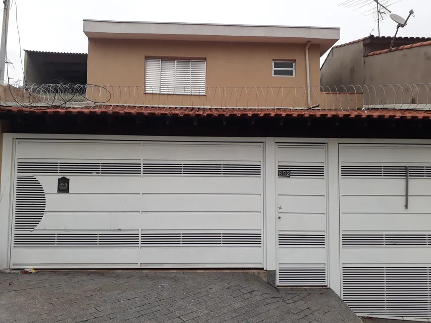 Foto 1 de Sobrado com 3 Quartos à venda, 250m² em Vila Ré, São Paulo