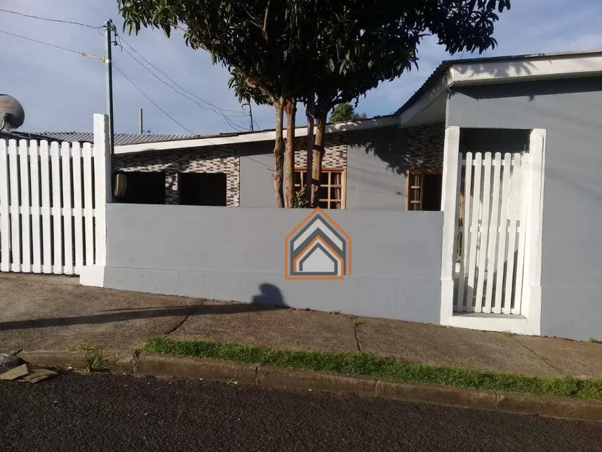 Foto 1 de Casa com 2 Quartos à venda, 240m² em Rubem Berta, Porto Alegre