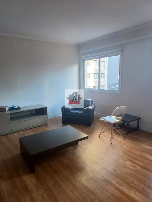 Foto 1 de Apartamento com 1 Quarto para alugar, 46m² em Cerqueira César, São Paulo