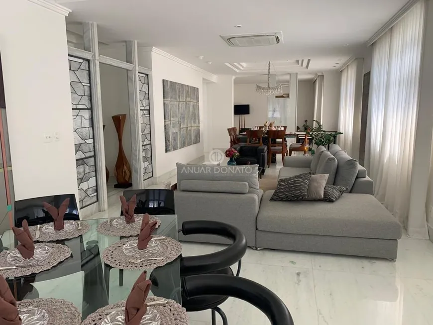 Foto 1 de Apartamento com 3 Quartos à venda, 215m² em Serra, Belo Horizonte