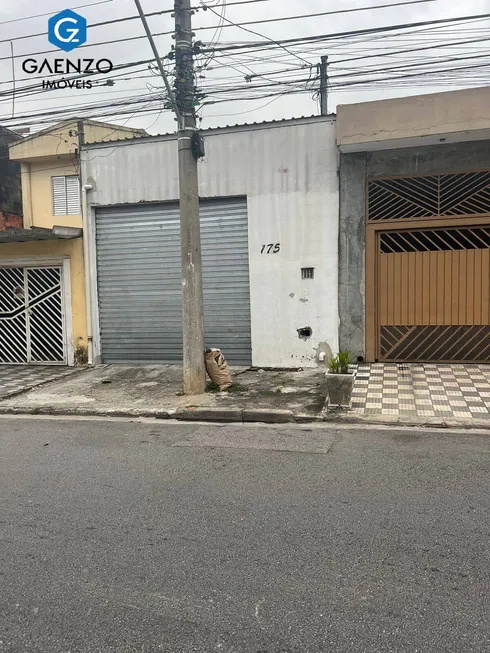 Foto 1 de Galpão/Depósito/Armazém à venda, 129m² em Umuarama, Osasco