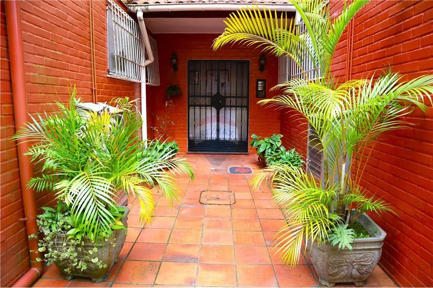 Foto 1 de Apartamento com 2 Quartos à venda, 44m² em Quitandinha, Petrópolis