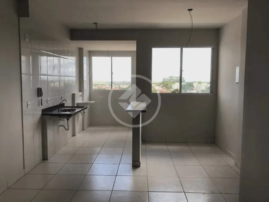Foto 1 de Apartamento com 2 Quartos à venda, 49m² em Panorama, Uberlândia