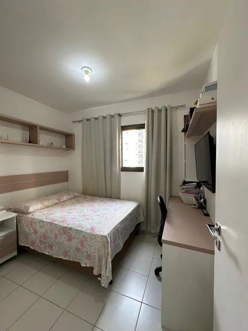 Foto 1 de Apartamento com 3 Quartos à venda, 77m² em Calhau, São Luís