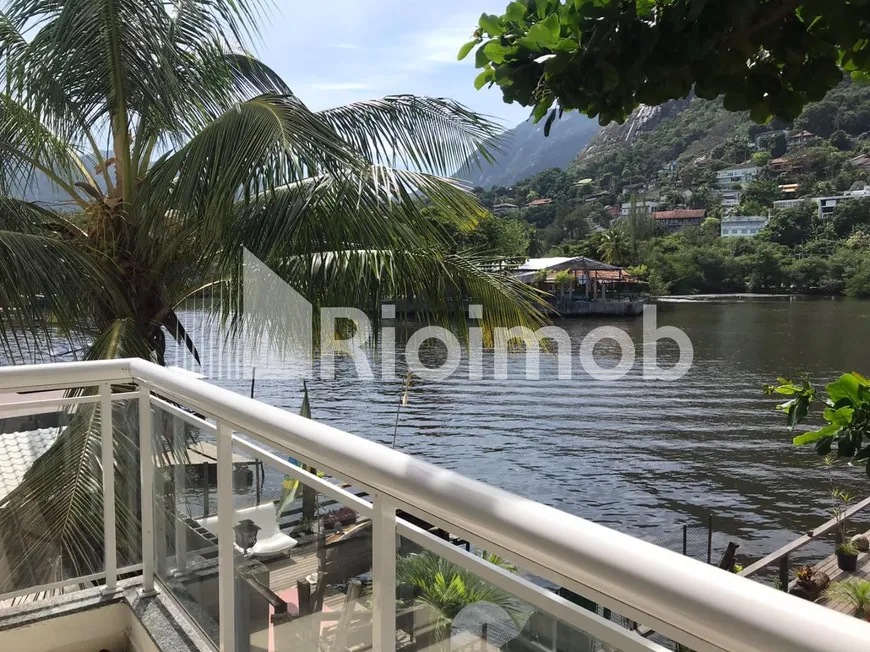 Foto 1 de Apartamento com 1 Quarto à venda, 45m² em Barra da Tijuca, Rio de Janeiro