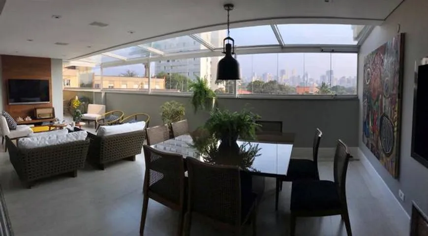 Foto 1 de Apartamento com 3 Quartos à venda, 181m² em Vila Olímpia, São Paulo