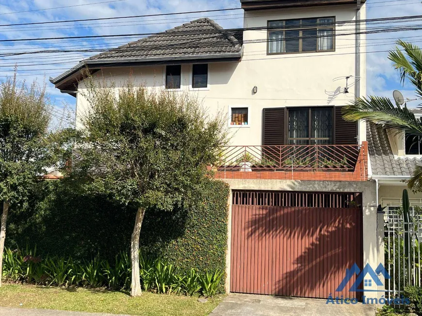 Foto 1 de Sobrado com 3 Quartos à venda, 180m² em Santa Quitéria, Curitiba